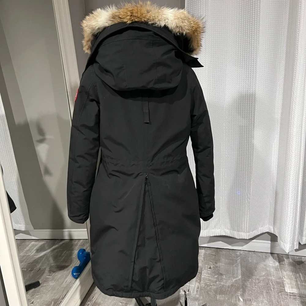 Canada Goose Rossclair Jacket with Removable Fur Hood - Picture 2 of 6